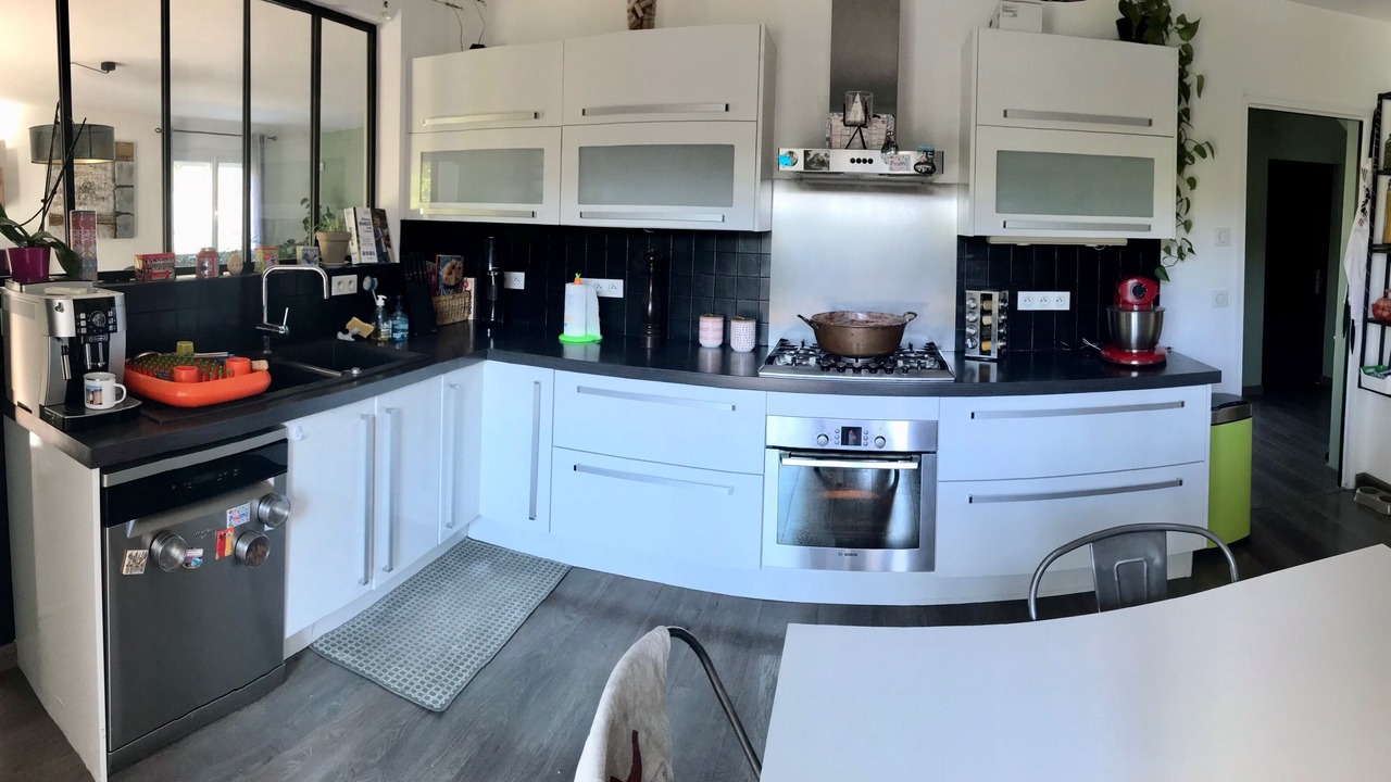 Photo of Kitchen in Saint-Paul-et-Valmalle