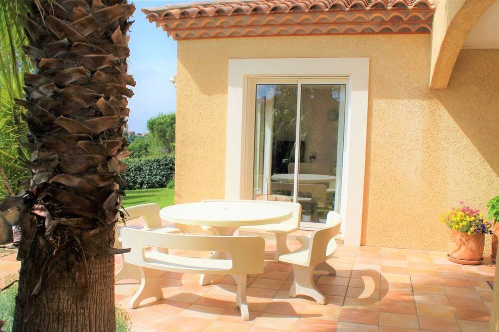 Photo of Patio Balcony in Neffies