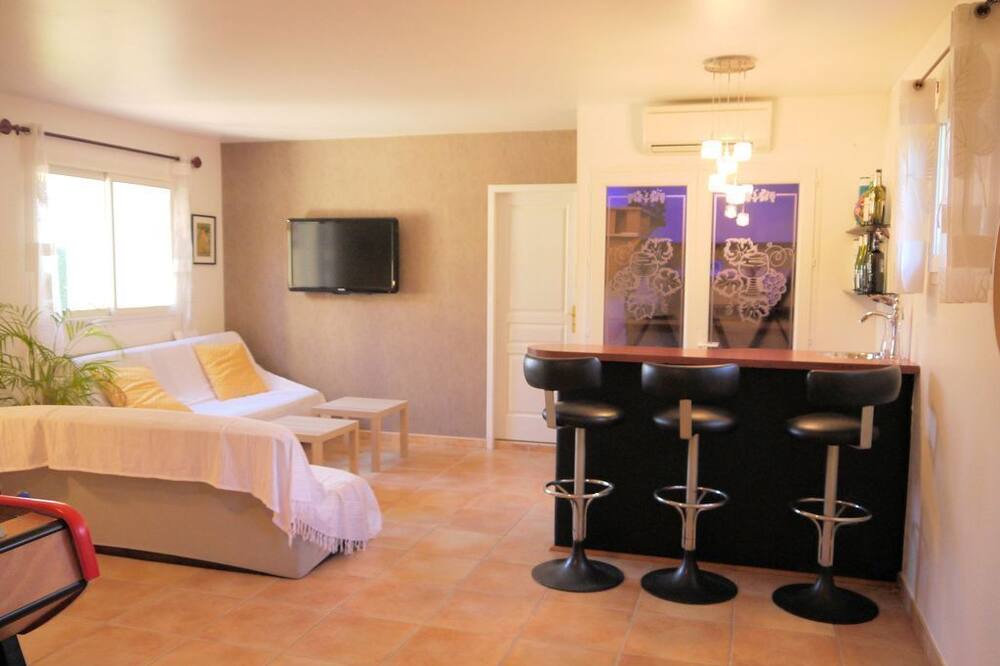 Photo of Livingroom in Neffies