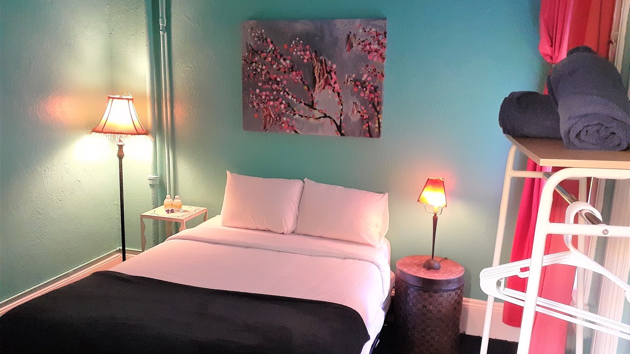 Photo of Bathroom in Gaslamp Quarter