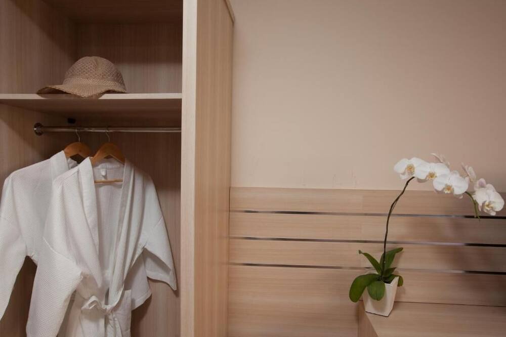 Photo of Others in Jungut Batu