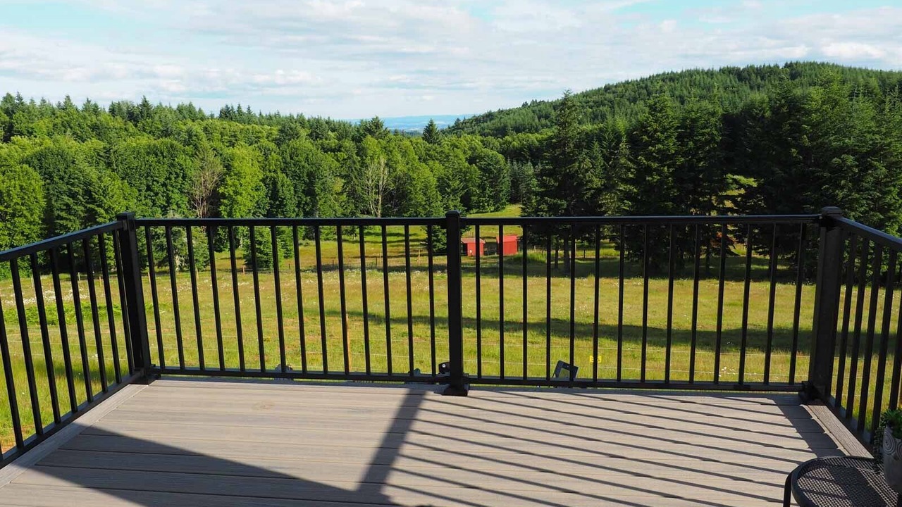 Photo of Outdoor in Banks