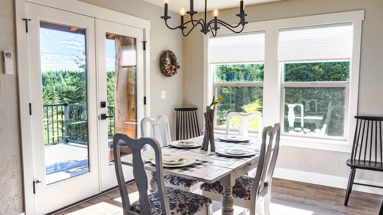 Photo of Others in Banks