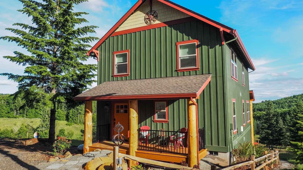 Photo of Outdoor in Banks