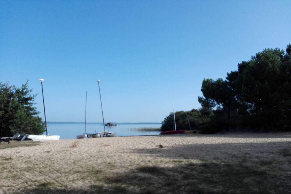 Photo of Others in Gastes