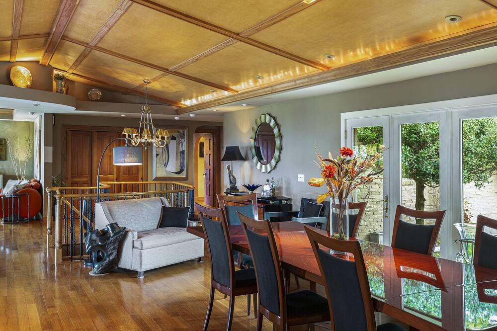 Photo of Bedroom in Lyndeborough