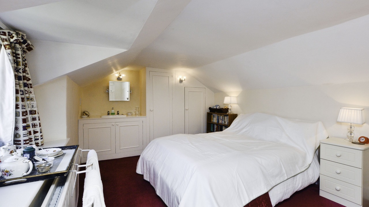 Photo of Bedroom in Stratton Audley