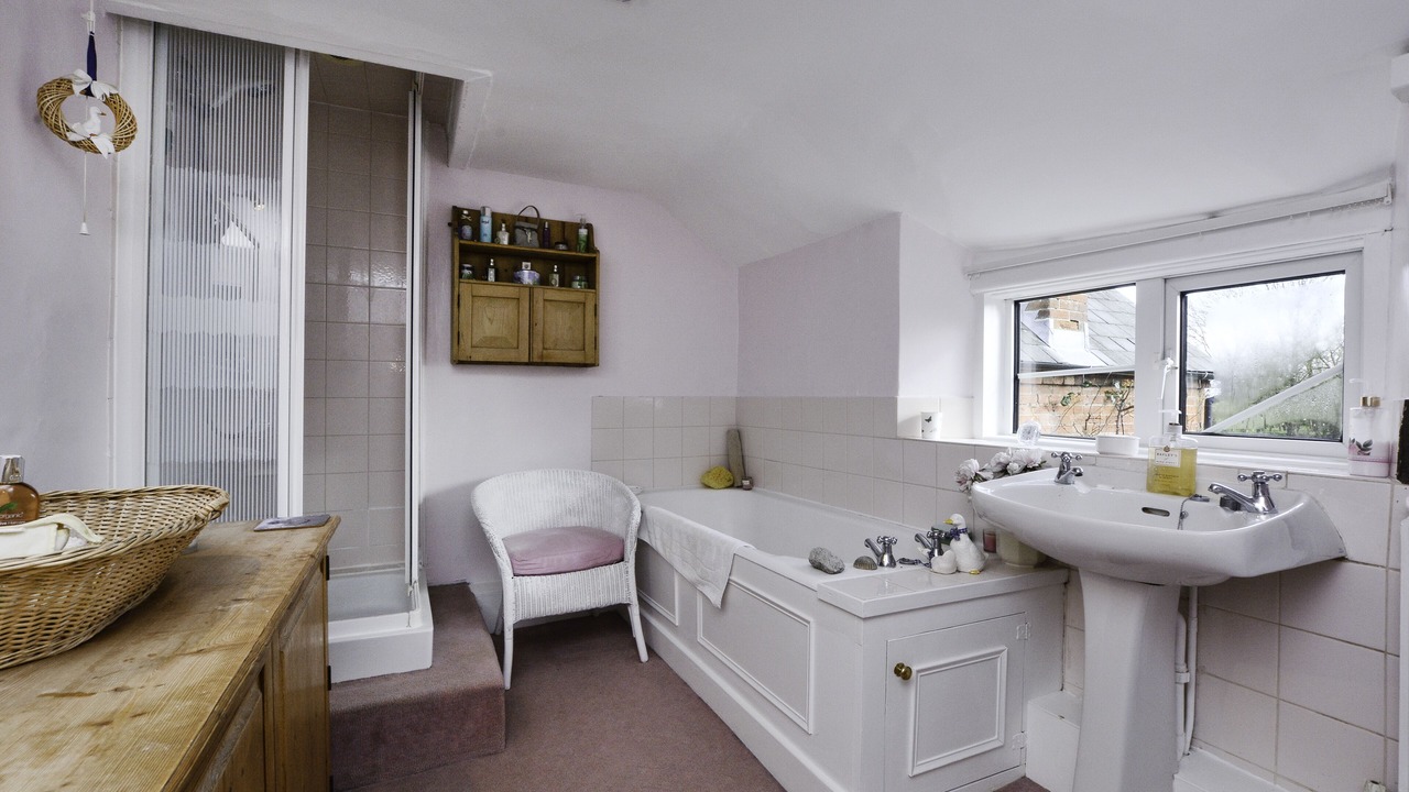 Photo of Bathroom in Stratton Audley