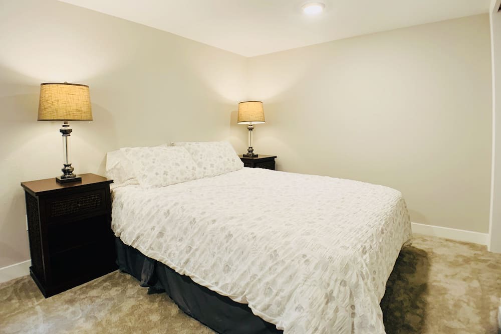 Photo of Bedroom in Green Lake