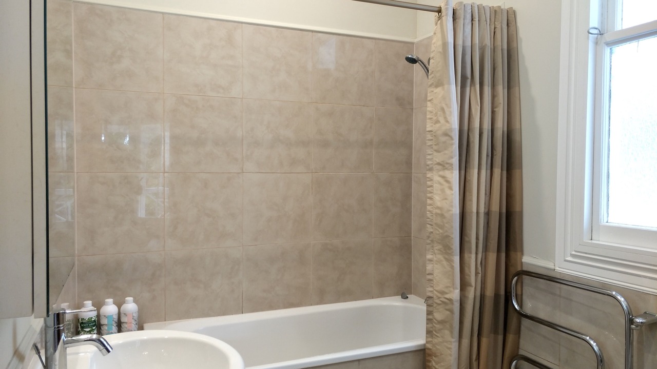 Photo of Bathroom in Kingsland