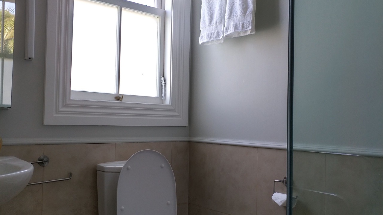 Photo of Bathroom in Kingsland