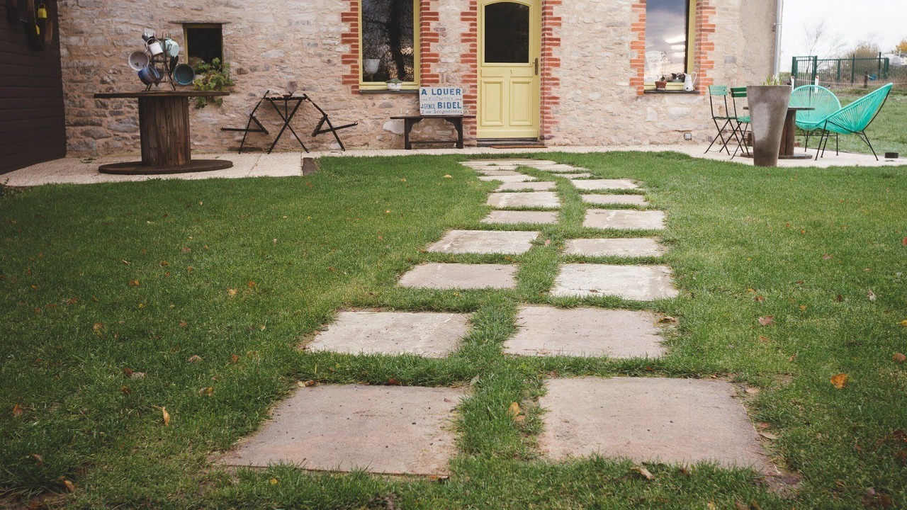 Photo of Outdoor in Martigne-Ferchaud