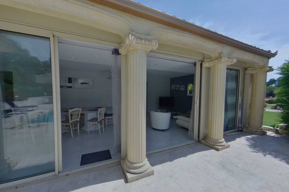Photo of Patio Balcony in Pezenas