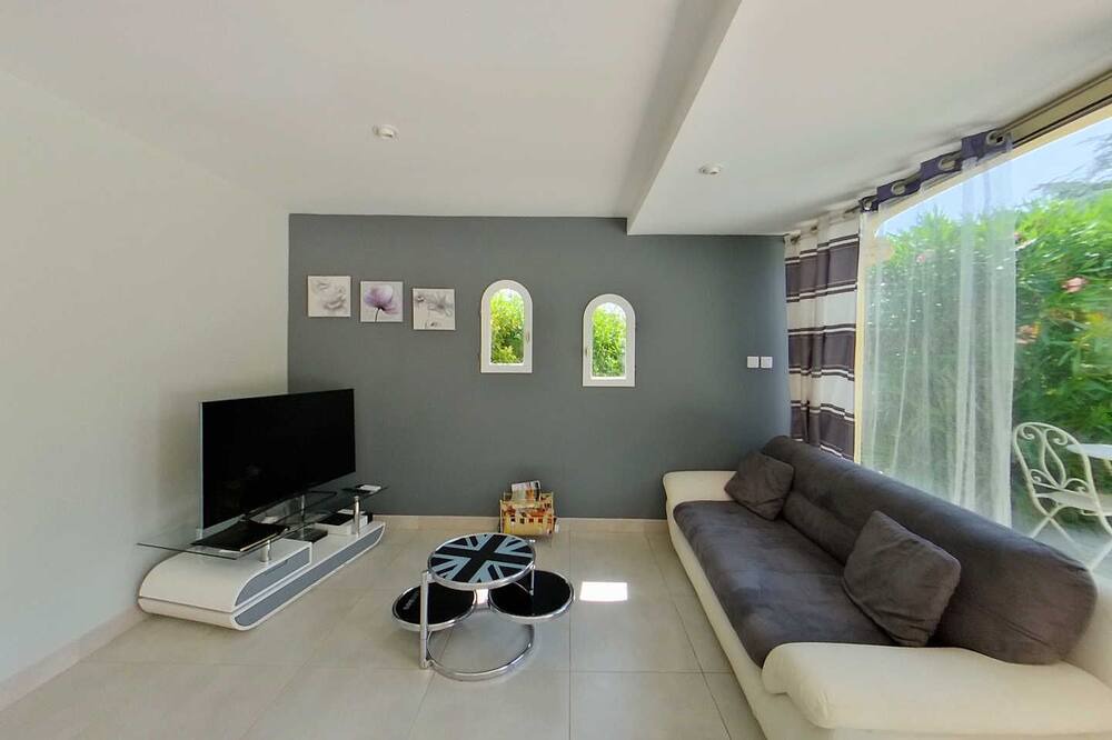 Photo of Livingroom in Pezenas