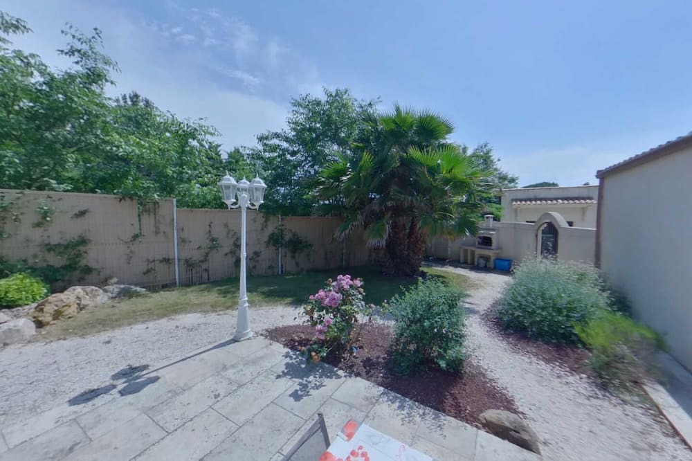 Photo of Outdoor in Pezenas