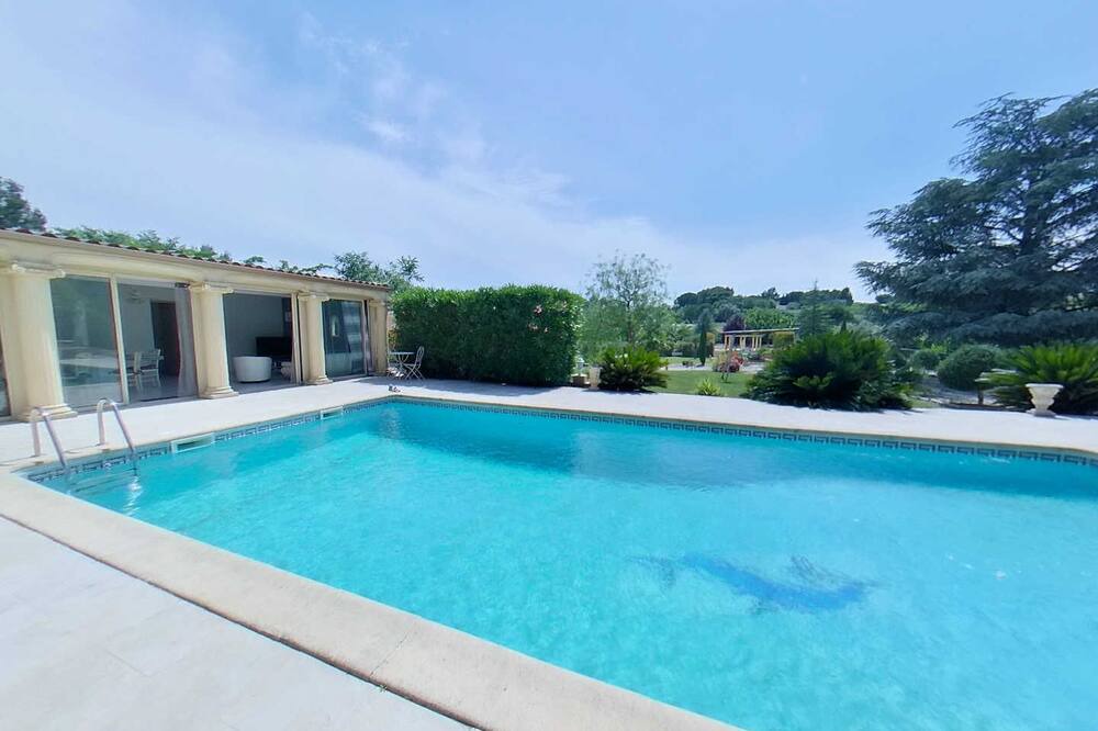 Photo of Outdoor in Pezenas