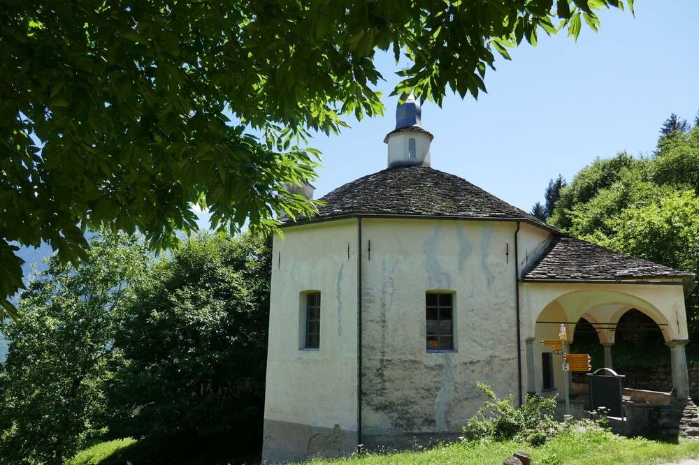 Photo of Others in Semione