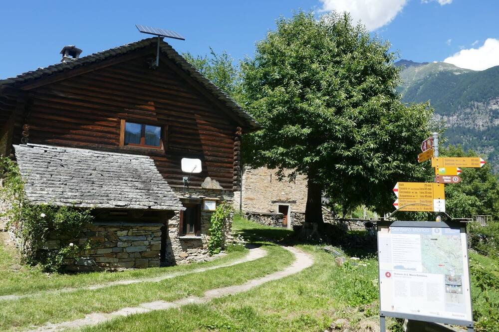 Photo of Others in Semione