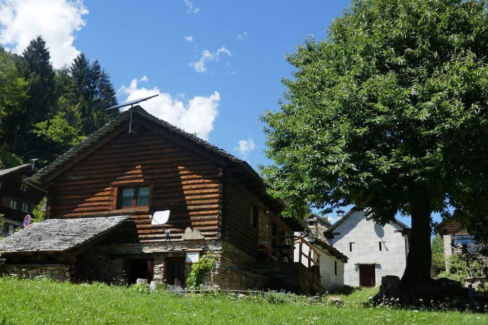 Photo of Others in Semione