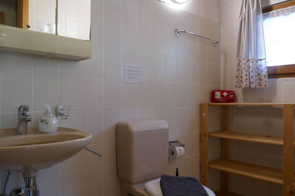 Photo of Bathroom in Semione