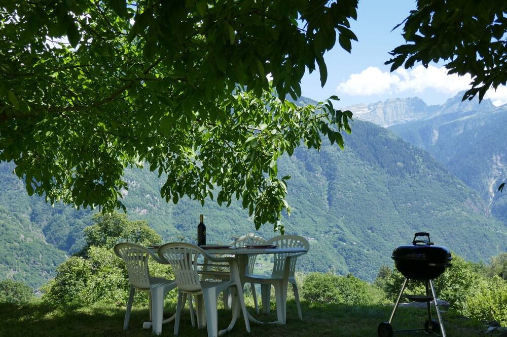 Photo of Outdoor in Semione