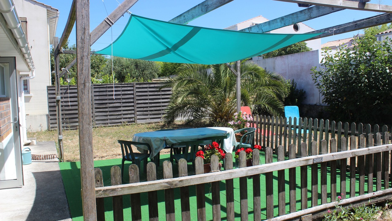 Photo of Outdoor in LHoumeau