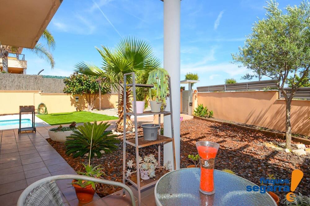 Photo of Patio Balcony in El Roc de Sant Gaieta
