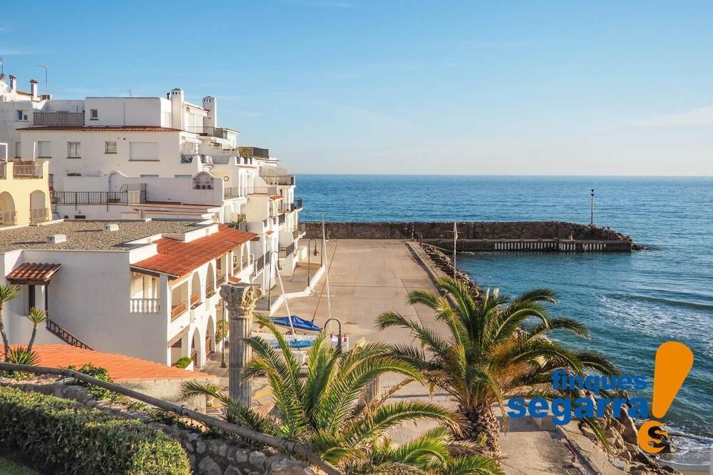 Photo of Outdoor in El Roc de Sant Gaieta