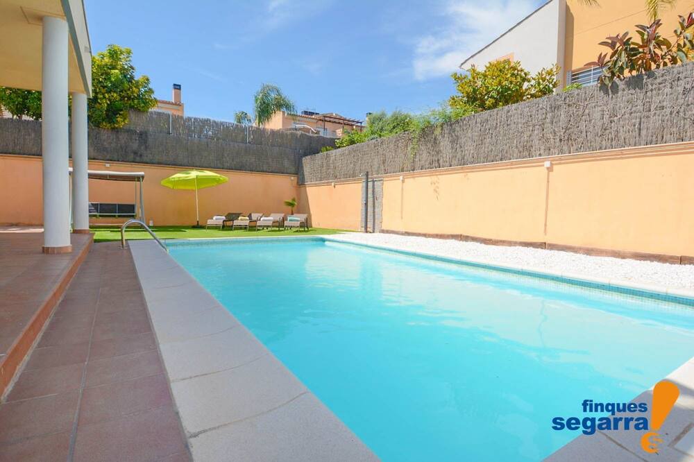 Photo of Outdoor in El Roc de Sant Gaieta