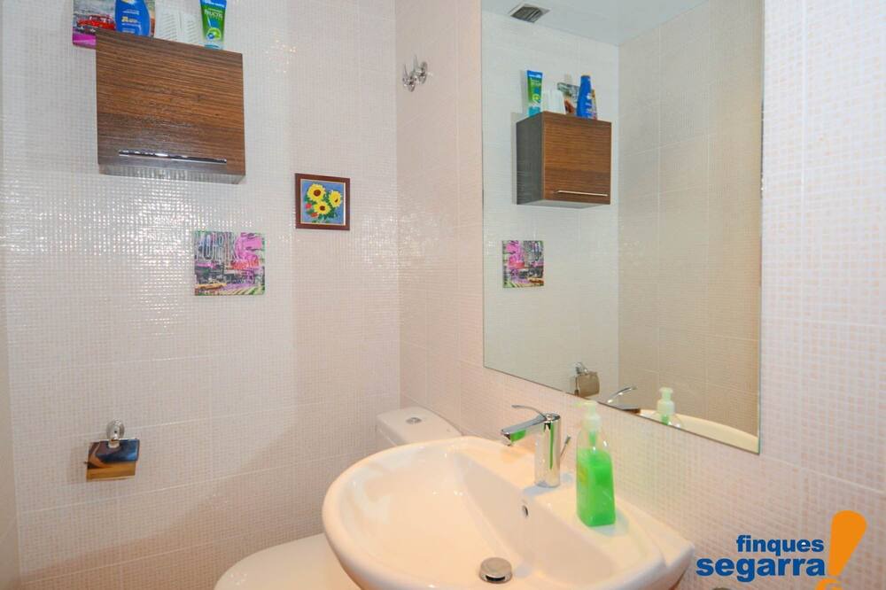 Photo of Bathroom in El Roc de Sant Gaieta
