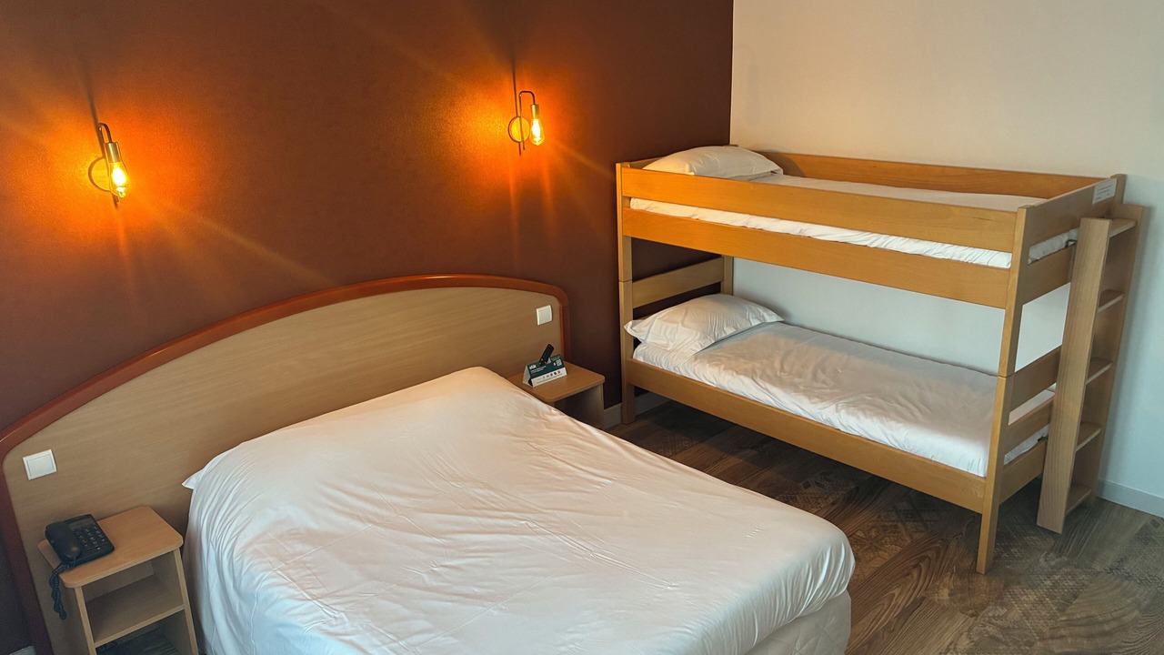 Photo of Bedroom in Volvic