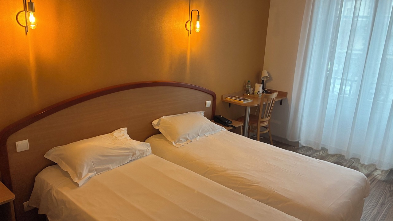 Photo of Bedroom in Volvic