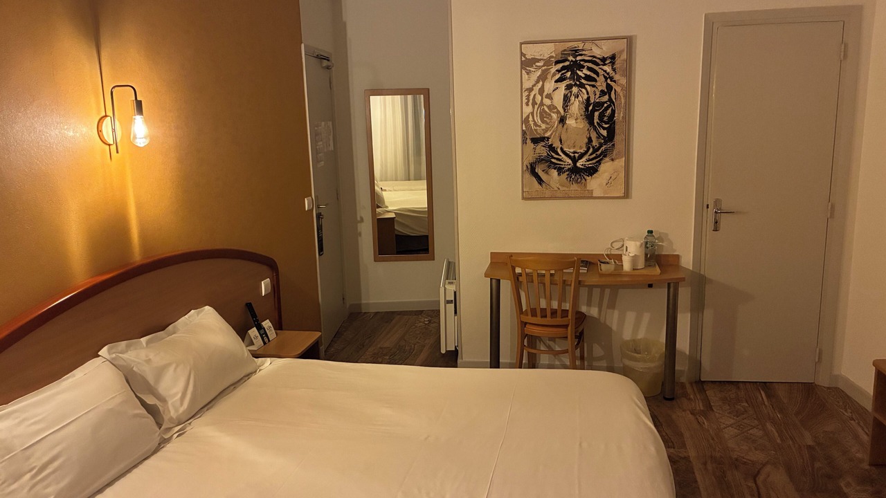 Photo of Bedroom in Volvic