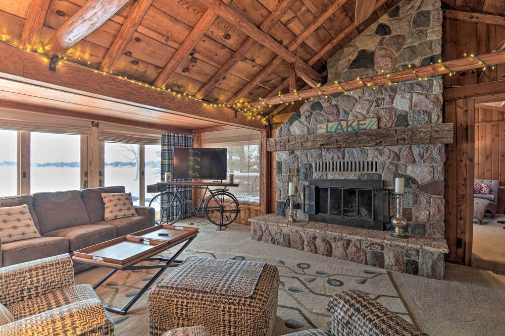 Photo of Livingroom in Cadillac