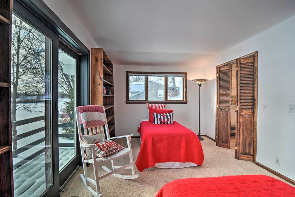 Photo of Bedroom in Cadillac