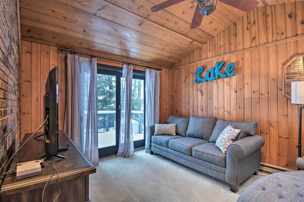 Photo of Bedroom in Cadillac