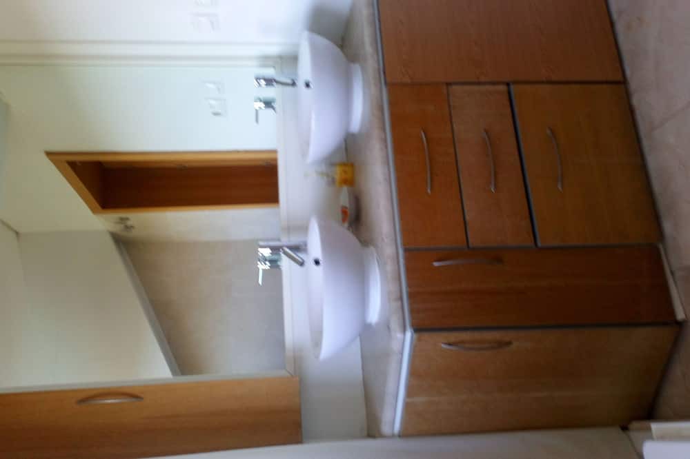 Photo of Bathroom in Venturada