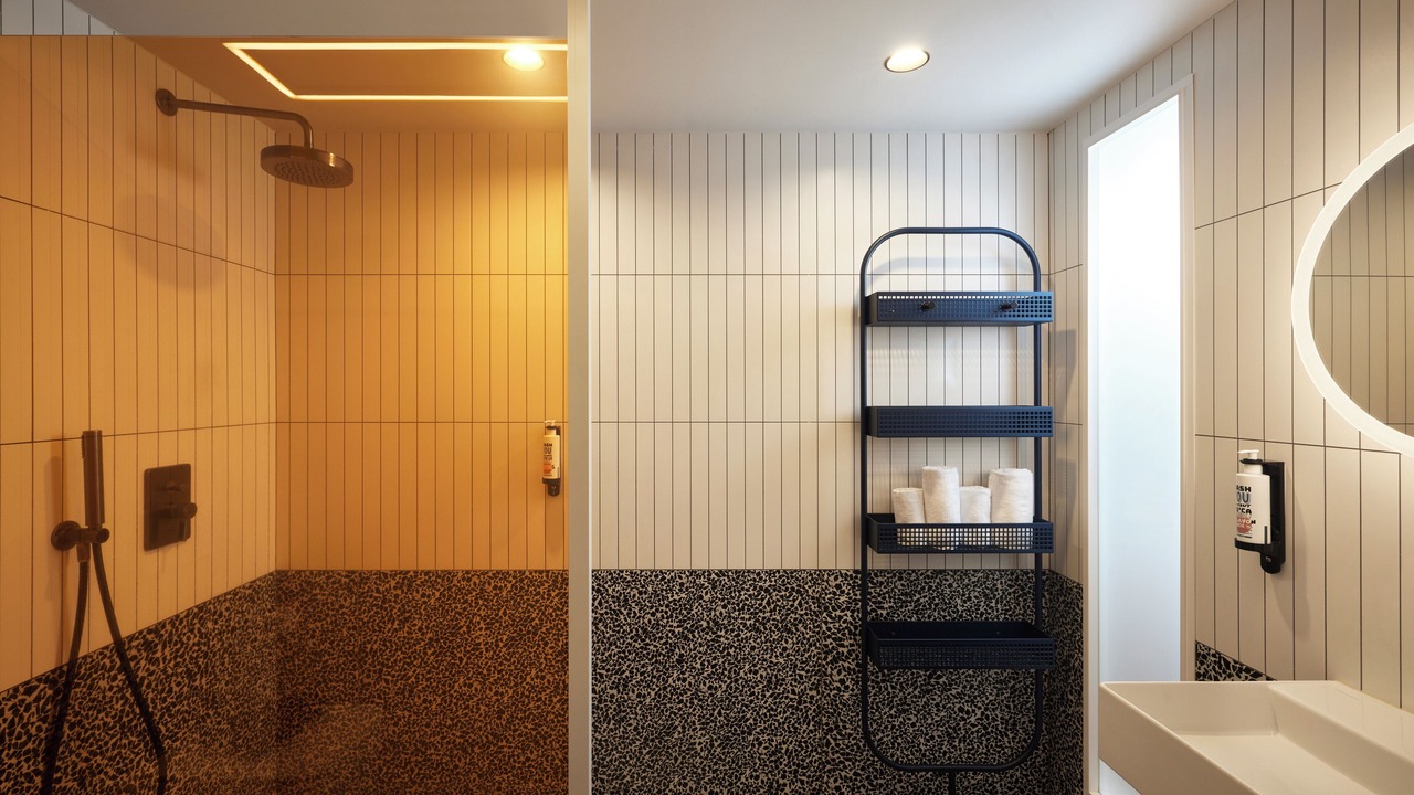 Photo of Bathroom in Deauville City Centre