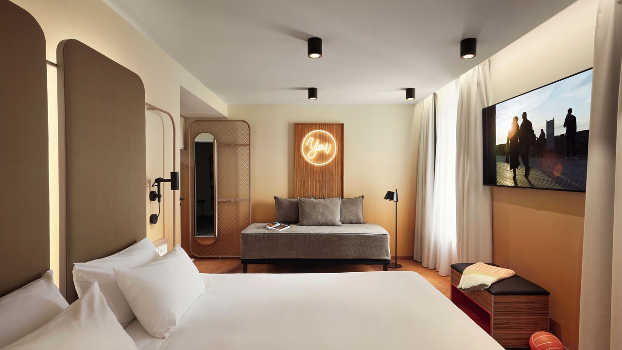 Photo of Bedroom in Deauville City Centre