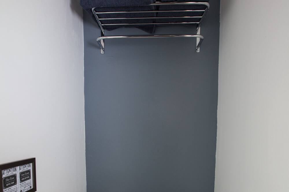 Photo of Bathroom in Corsavy