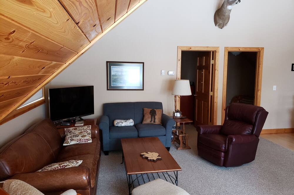 Photo of Livingroom in Remer