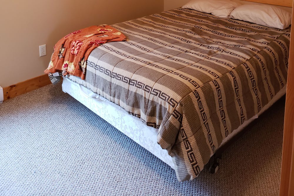 Photo of Bedroom in Remer