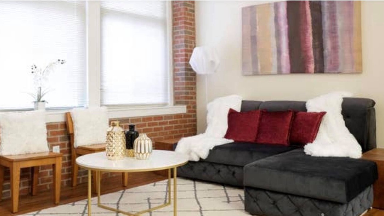Photo of Livingroom in Wholesale District