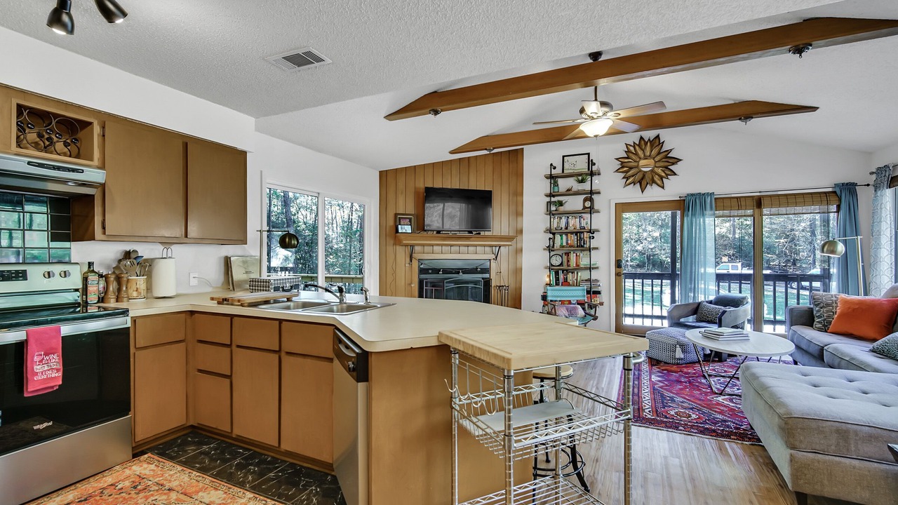 Photo of Kitchen in Cape Royale