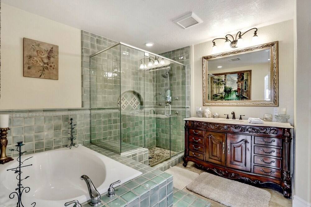 Photo of Bathroom in Capistrano Beach