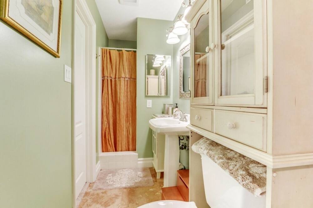 Photo of Bathroom in Capistrano Beach