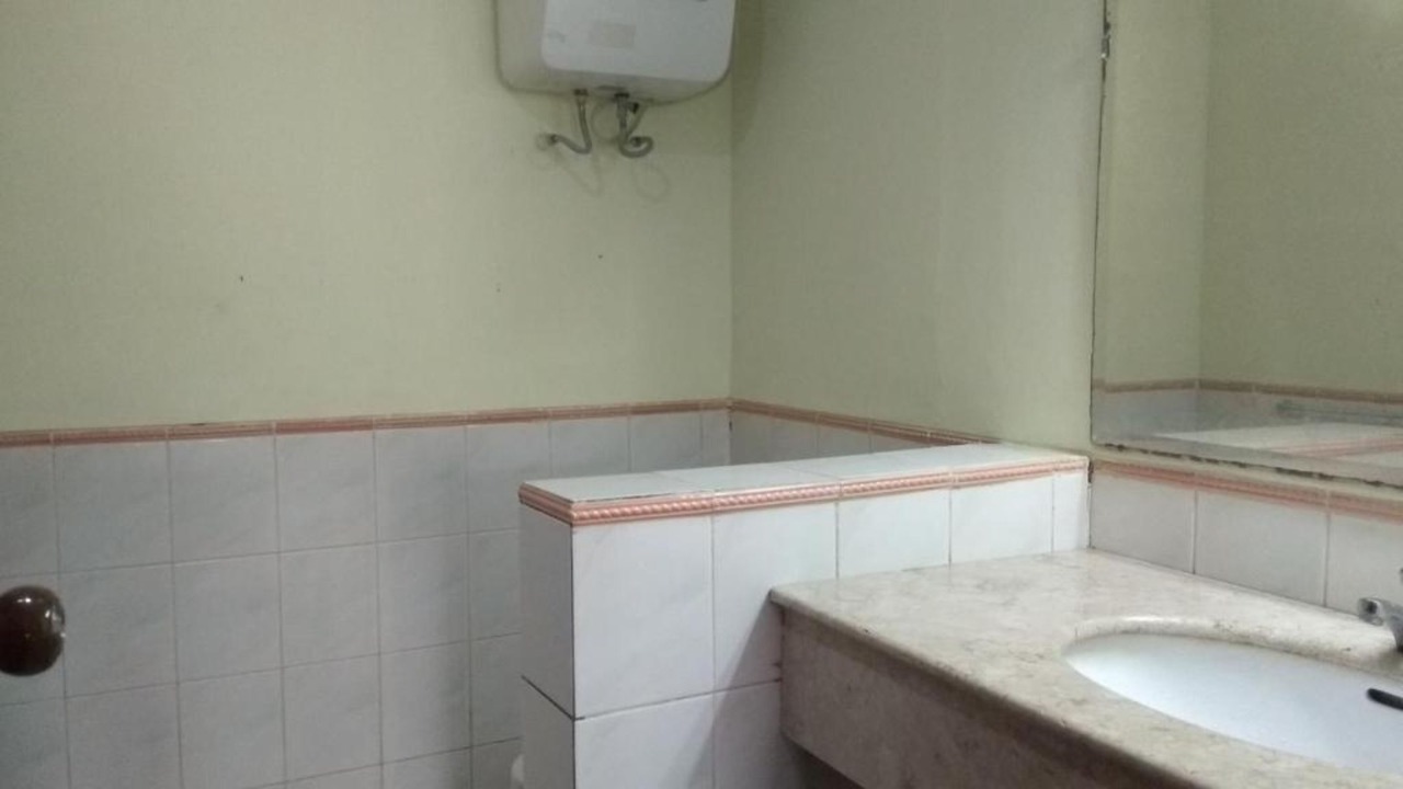 Photo of Bathroom in Carita