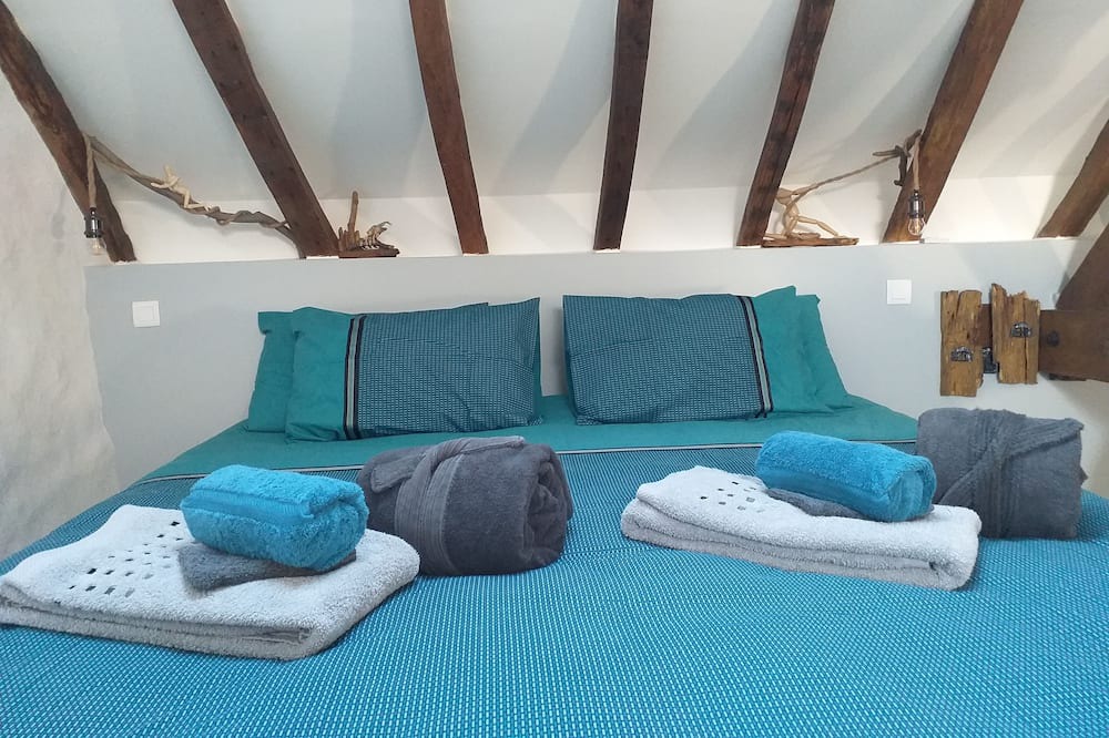Photo of Bedroom in Lucay-le-Male