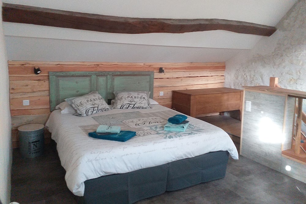 Photo of Bedroom in Lucay-le-Male