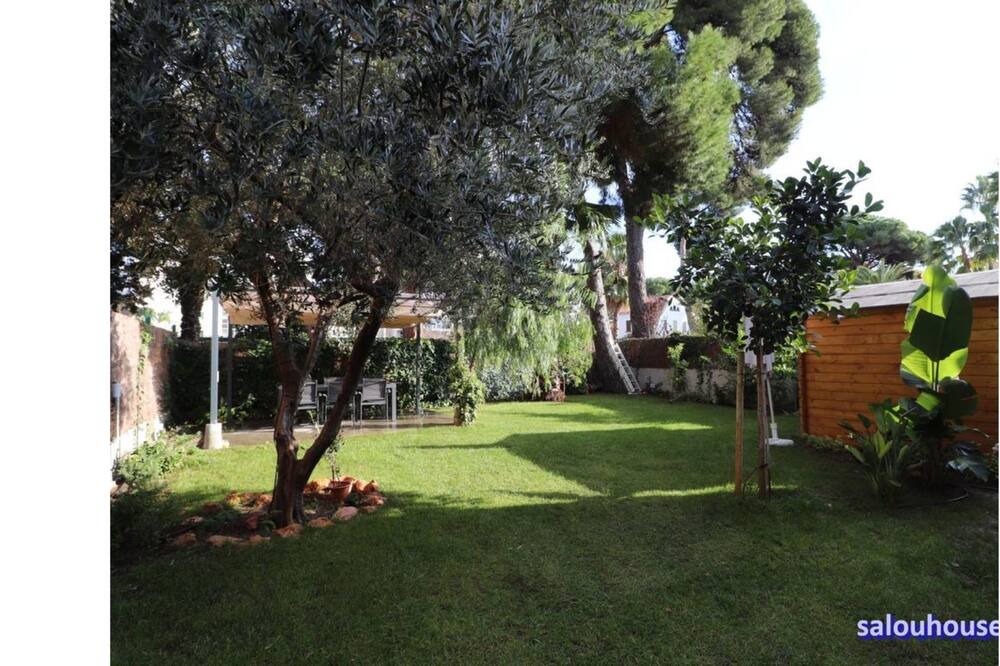 Photo of Outdoor in Salou City Centre
